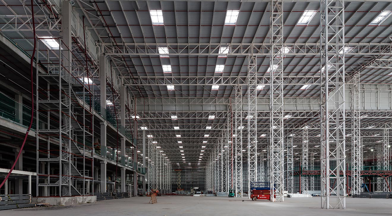 Giant warehouse under construction